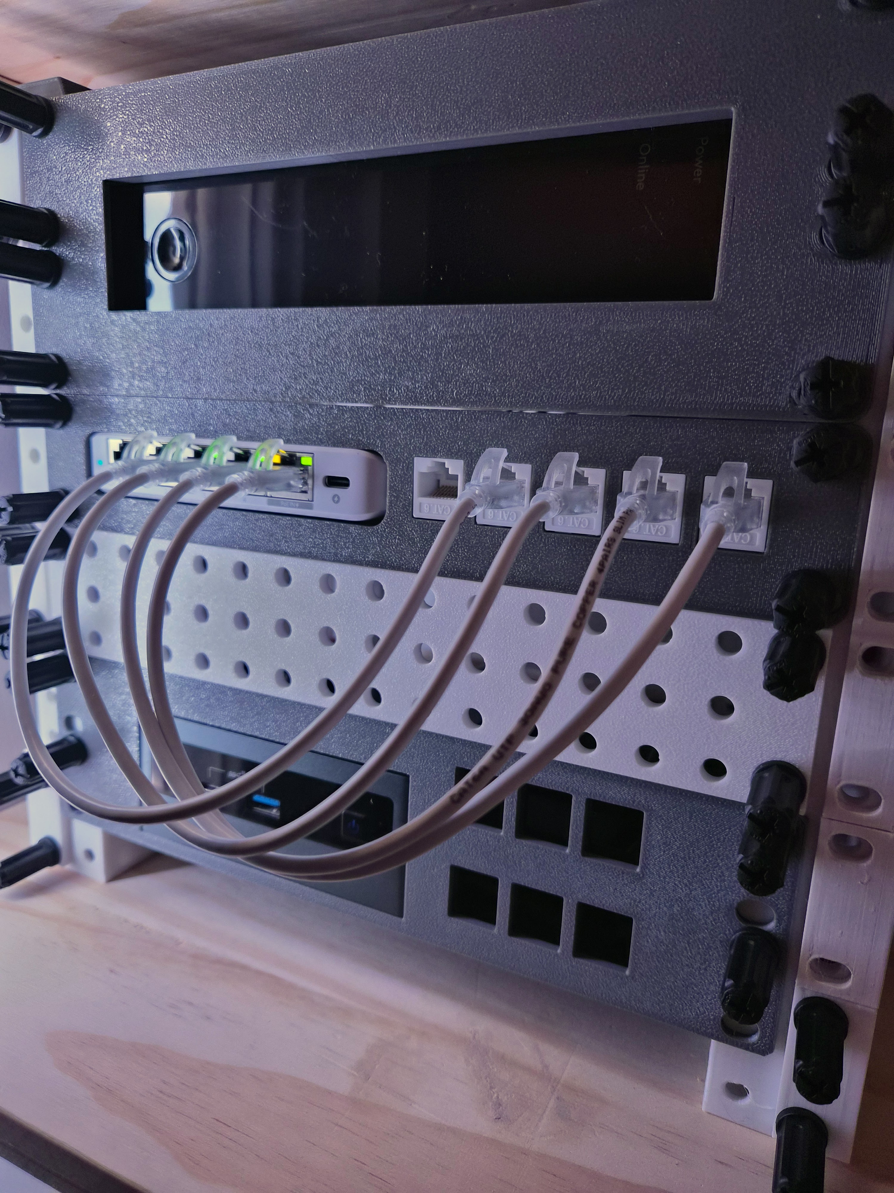 Unifi Flex Mini 2.5G 10 Inch Rack Mount + Keystone Panel
