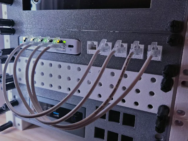 Unifi Flex Mini 2.5G 10 Inch Rack Mount + Keystone Panel