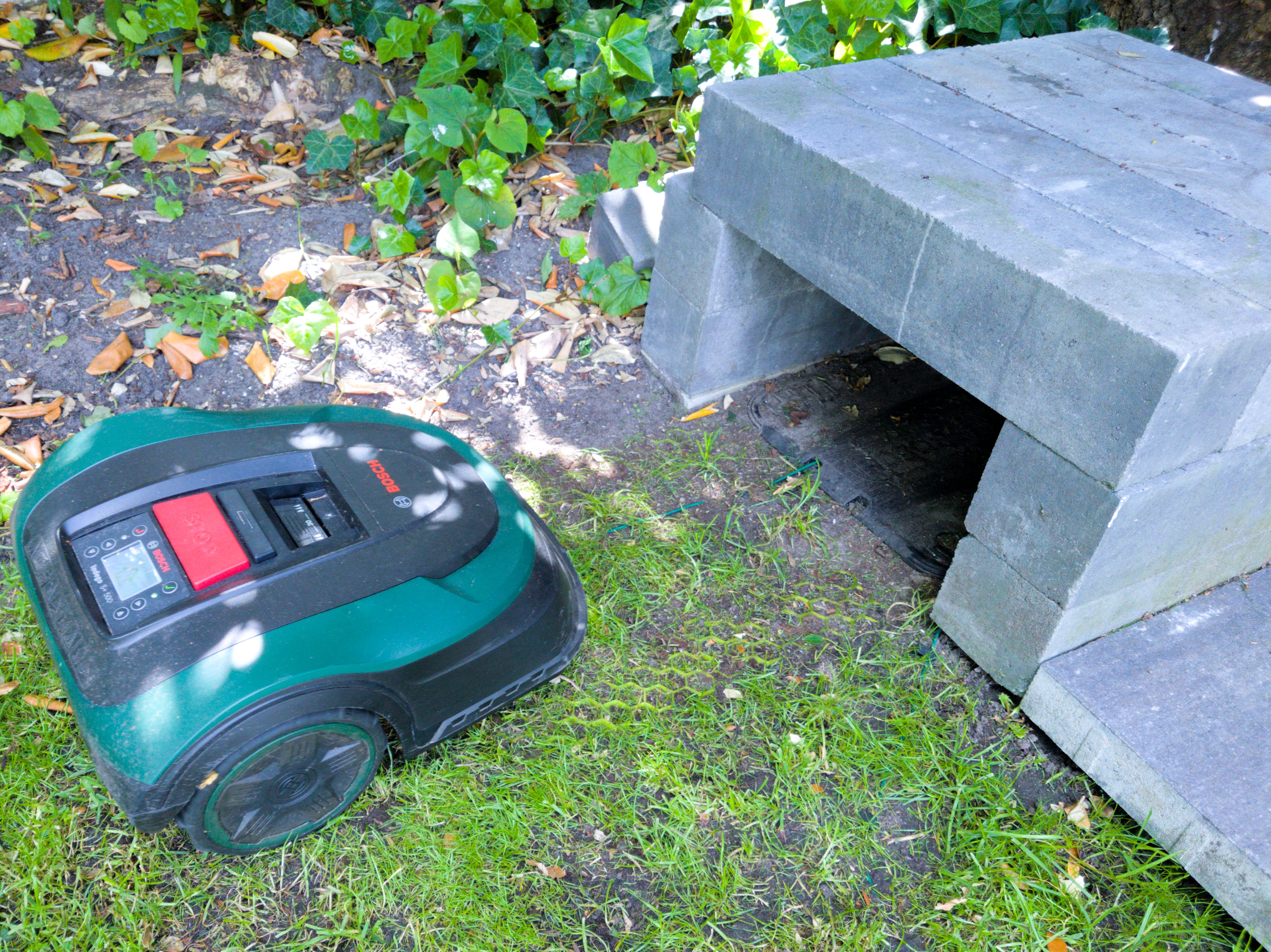"Driveway" for Robot mower