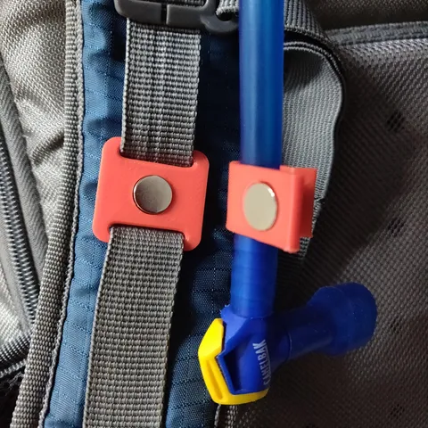 Camelbak tube clip