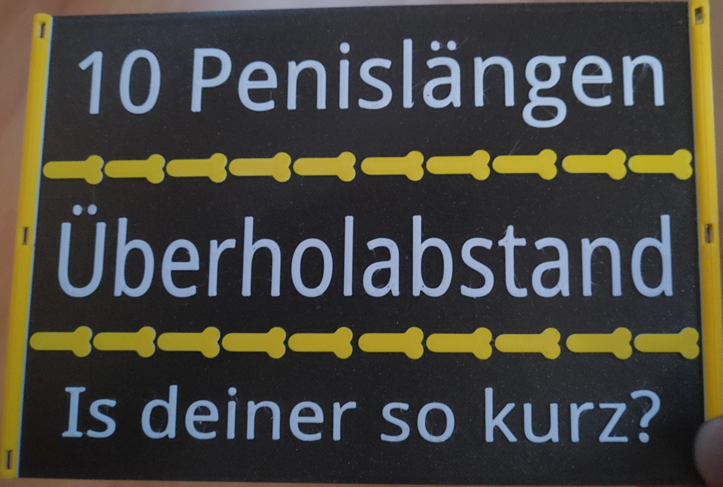 Hinweisschild Überholabstand für Fahrräder