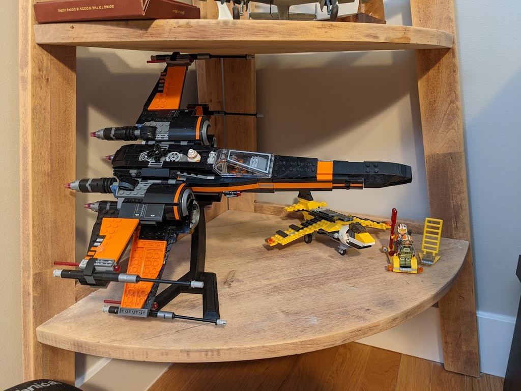 Lego Model Stand Shorter Arm (X-Wing 75102)