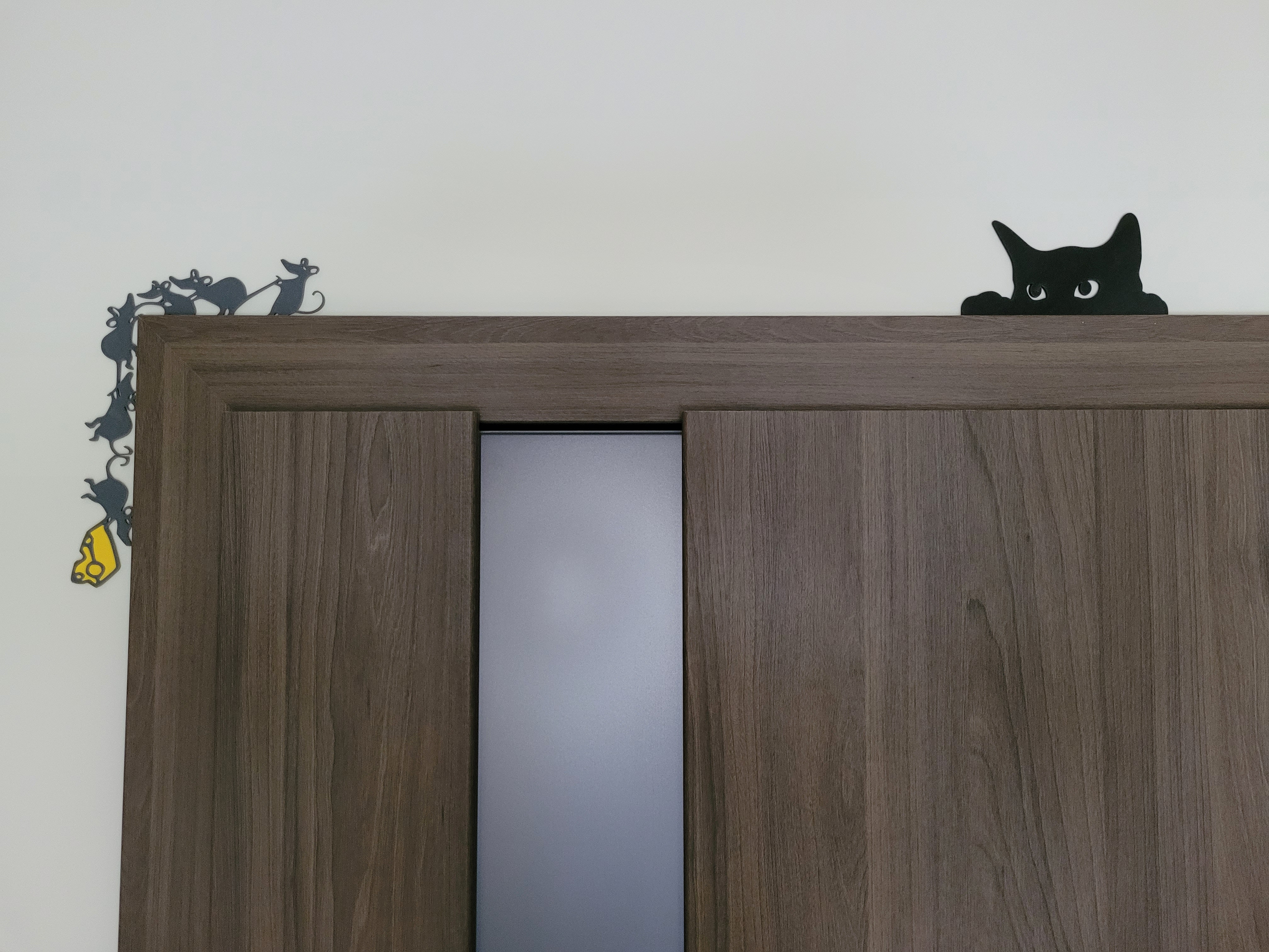 Hunting cat