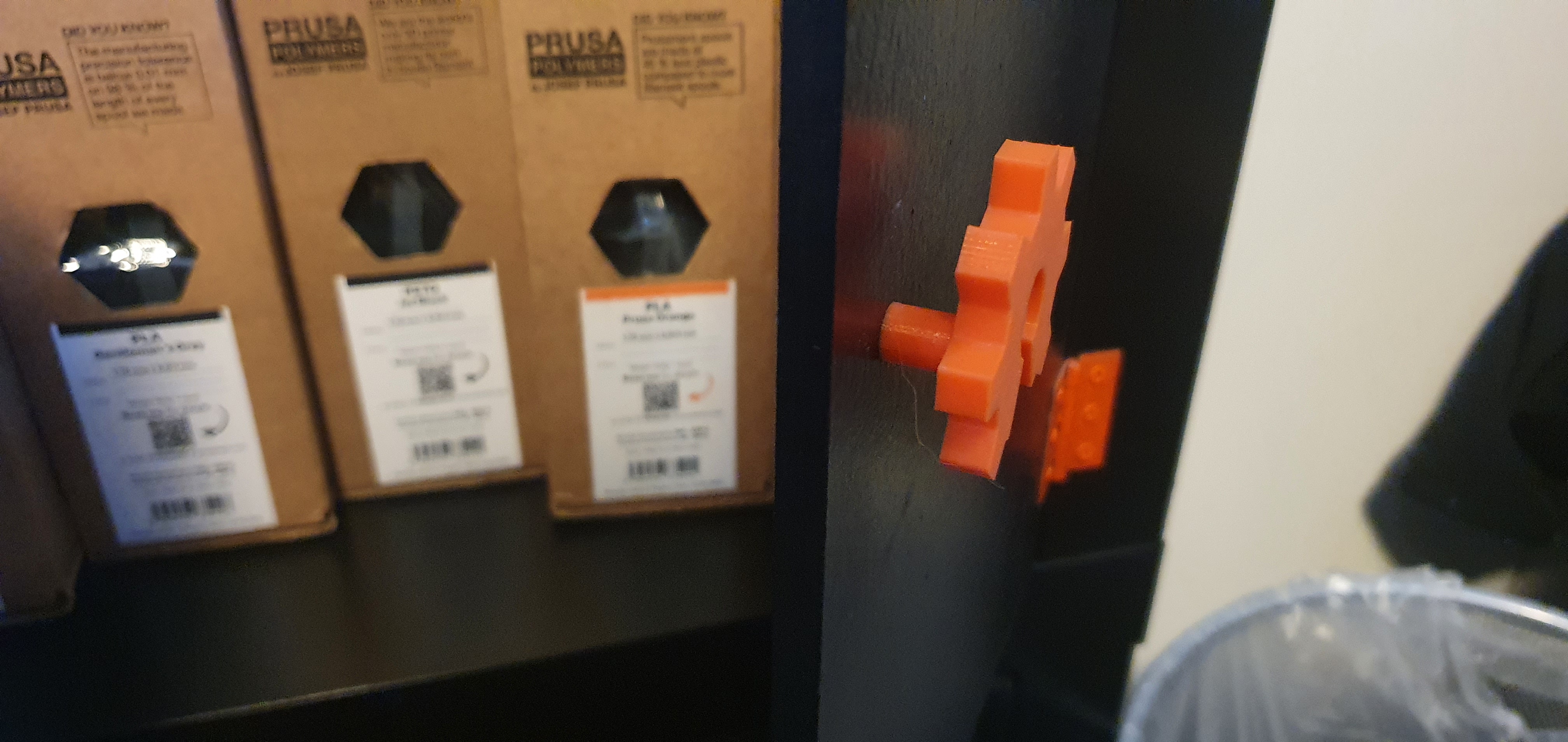 Miniatura 2 do modelo 3D Open Source Hardware Logo as door knobs