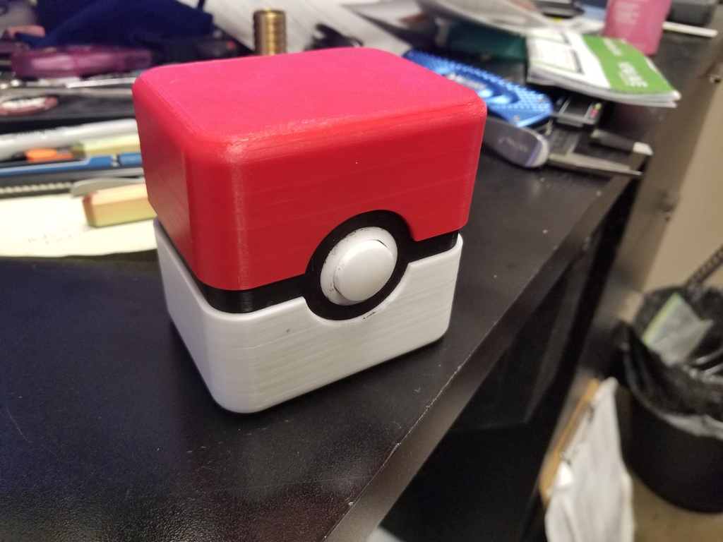 Miniatura 2 do modelo 3D PokeBox SD Card Case v2