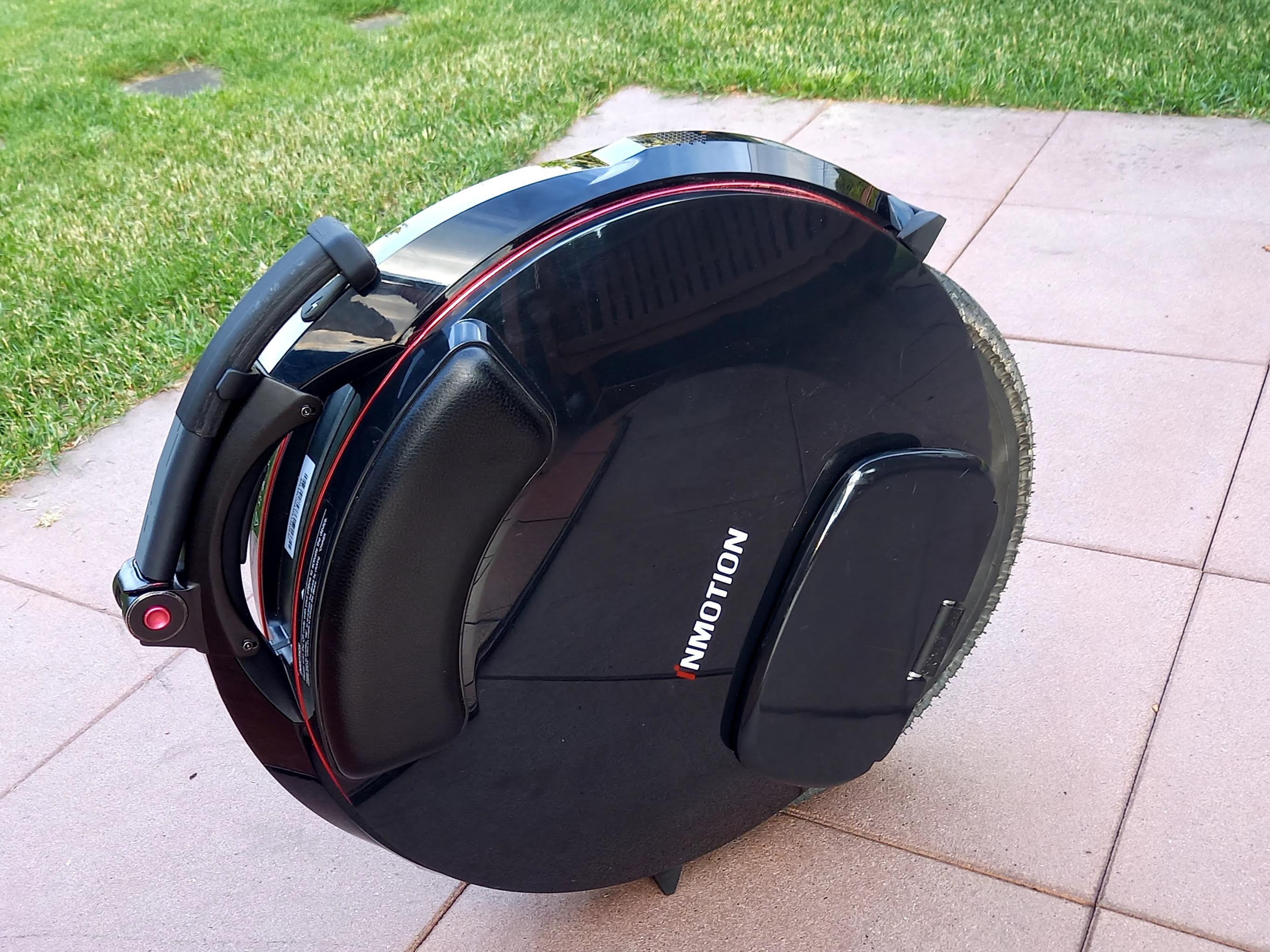 Stojan inmotion v10f