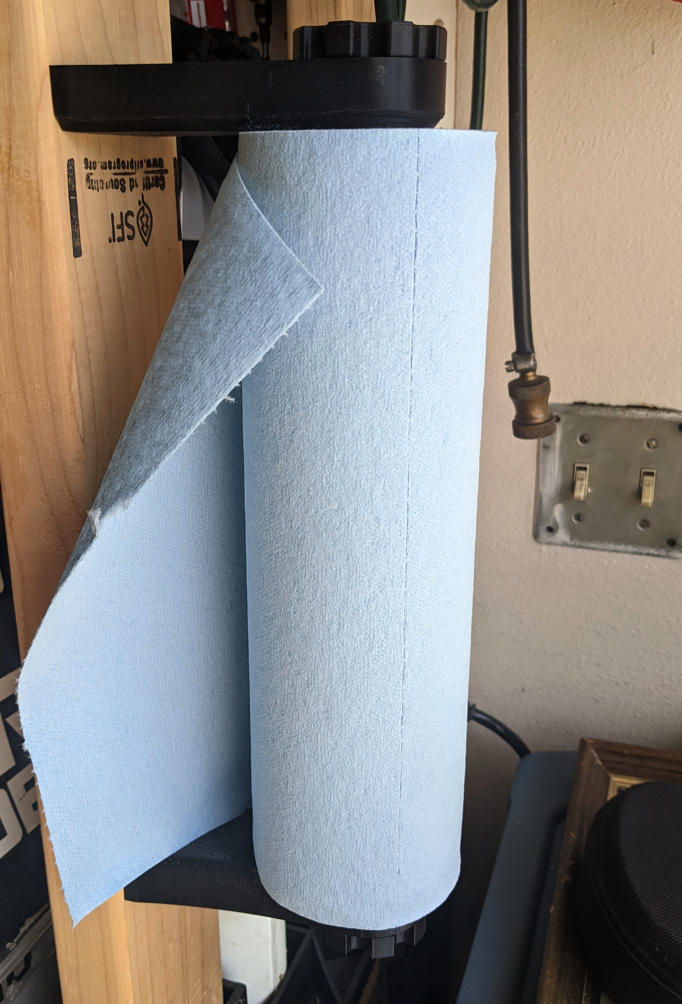 Miniatura 6 do modelo 3D PAPER TOWEL RACK