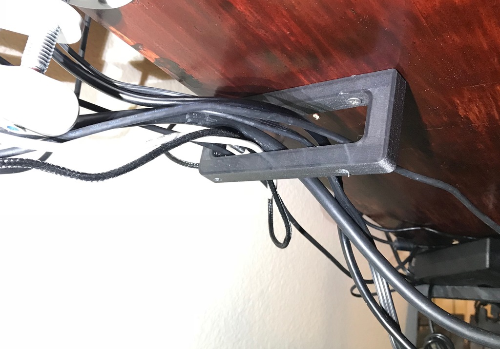 Under Desk Cable Management por dsw73, Descargar modelo STL gratuito