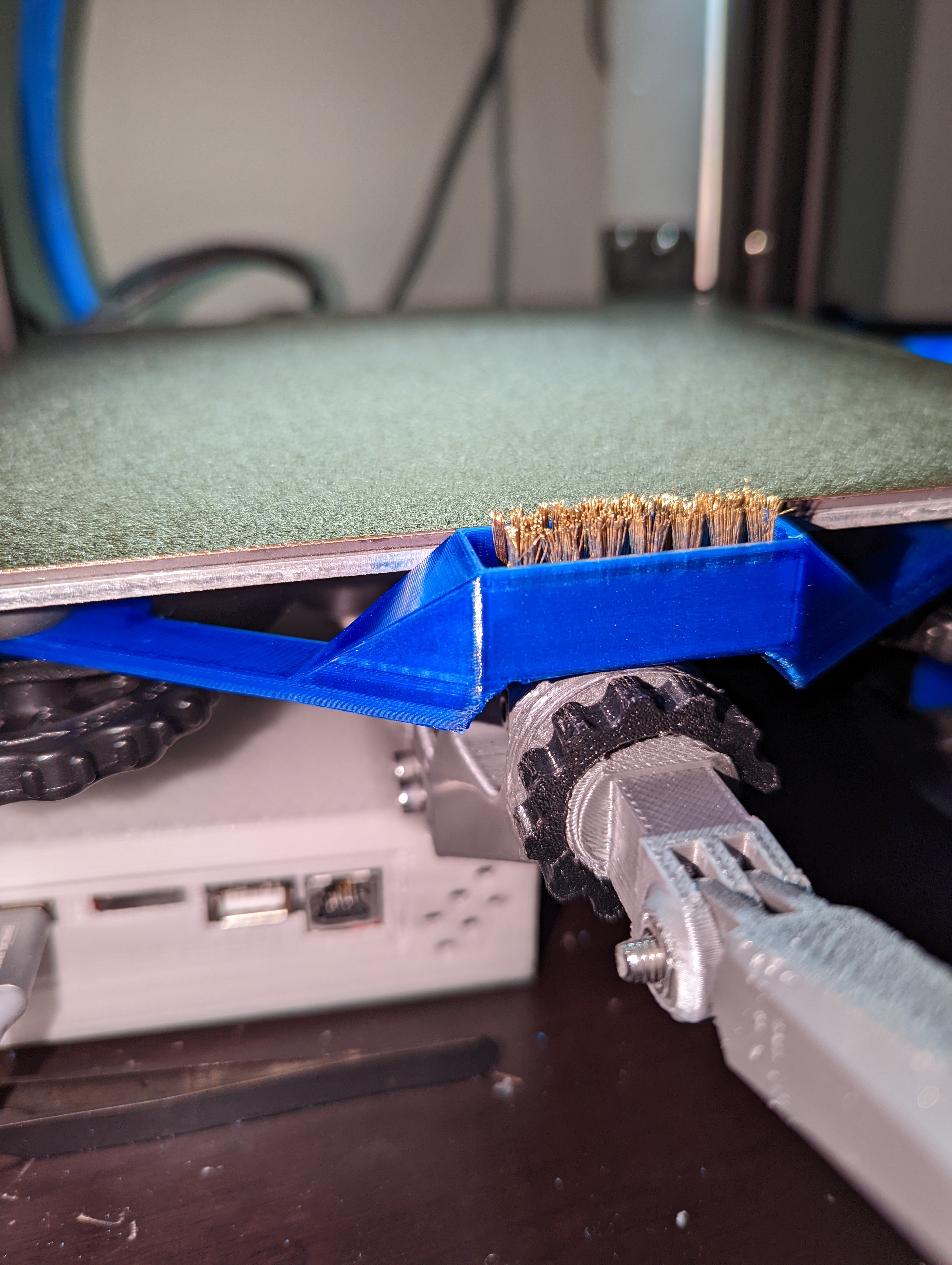 Ender 3 pro brass nozzle brush mount for auto wipe