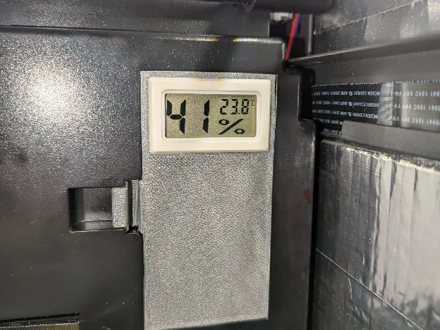 Flashforge Adventure 5M Filter Cover with hole for thermometer