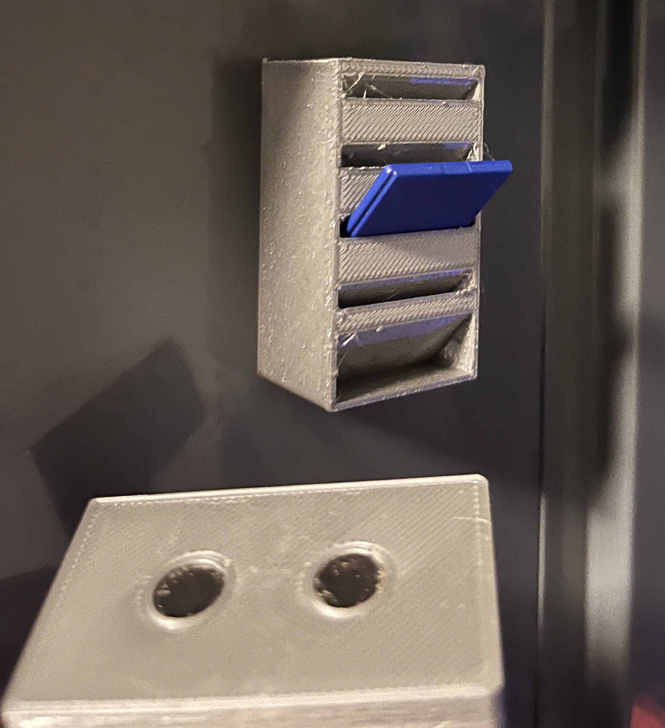 SD Card Holder - Magnetic