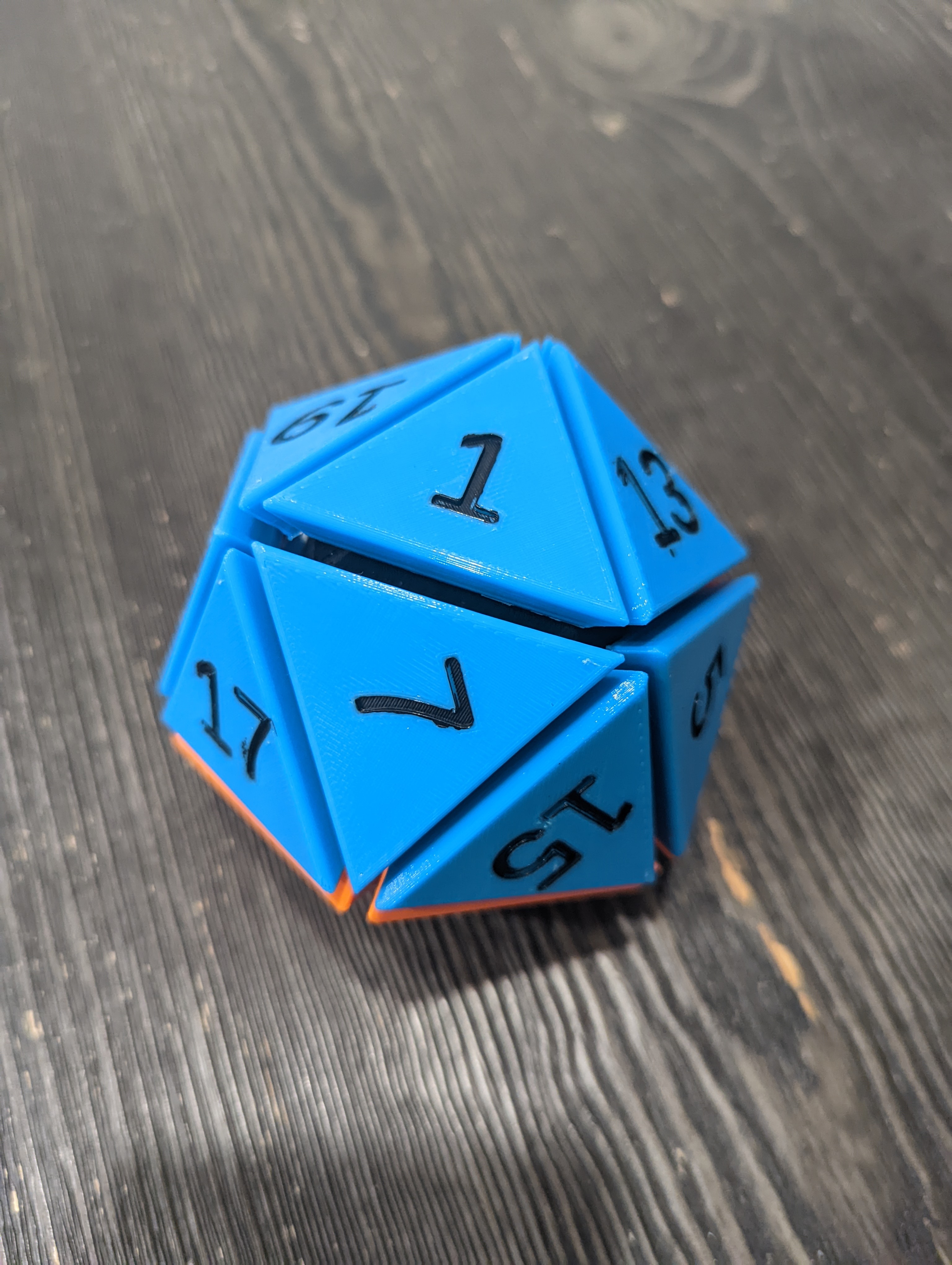 Miniatura 2 do modelo 3D Keyboard Switch Fidget D20