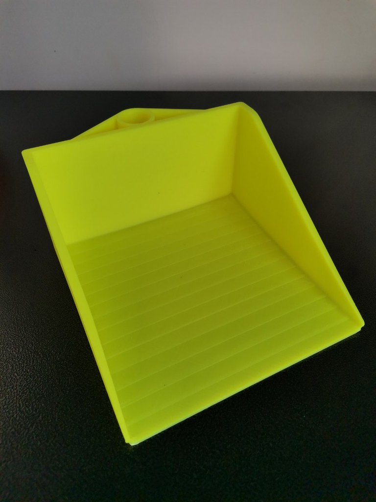 Small dustpan V2