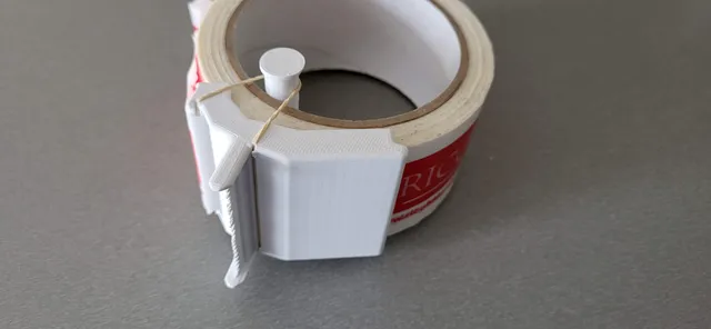 Easy duck tape feeder / podávač lepiacej pásky