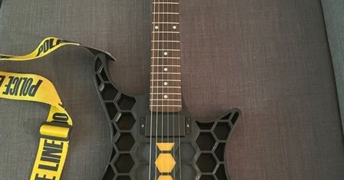 Headless electric guitar V2 by Psicojimi Download free STL model