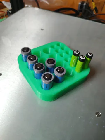 cr123/aaa battery holder