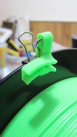 Improved Filament clip