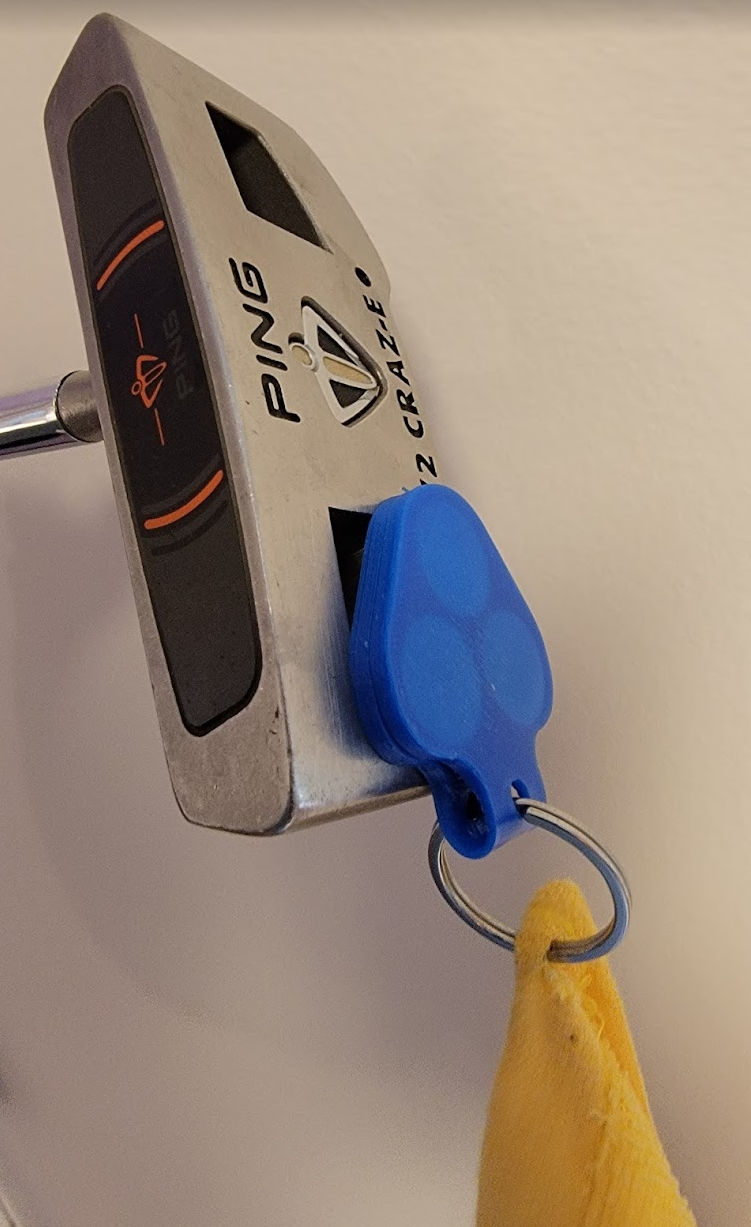Clasp Golf Towel Holder with Keyring by Matt