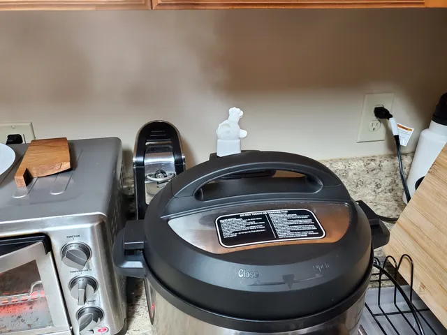 Kirby steam deflector (Instant Pot Duo Crisp)