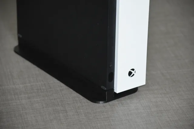 Xbox One S Vertical Stand with Rounded Corners