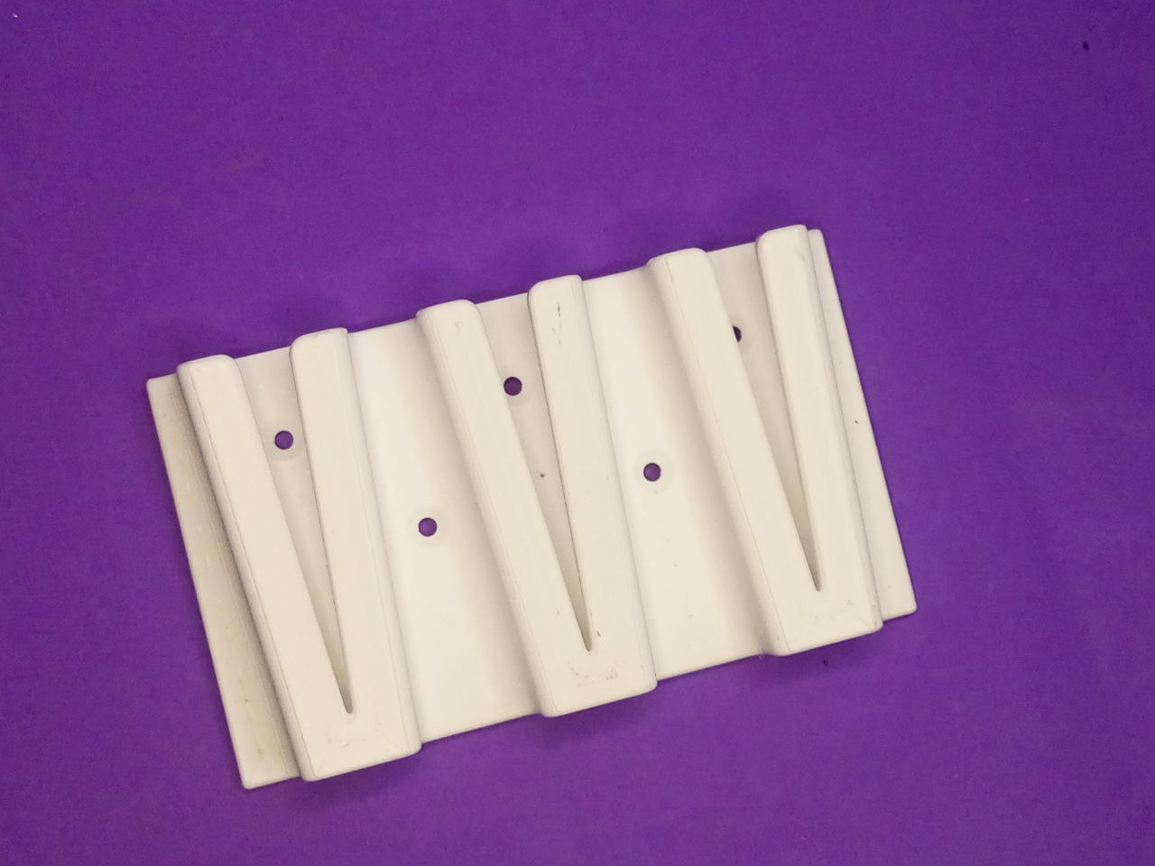 Triple No-Loop Towel Holder – Simple, Smart, and Secure!
