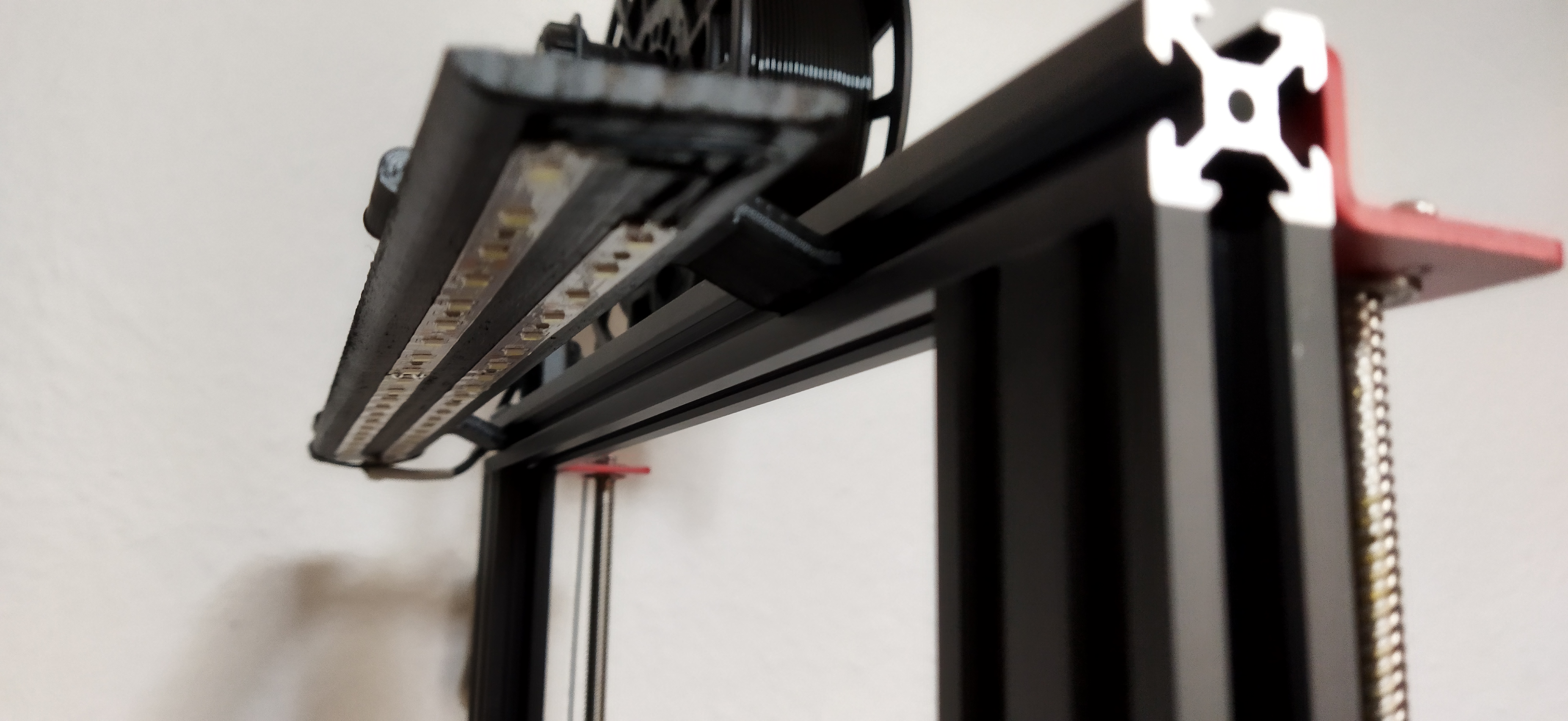 Miniatura 2 do modelo 3D DIY Printer Light Bar