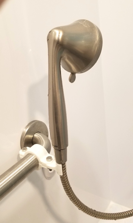 Handheld Shower Clamp by Piney29887 Download free STL model