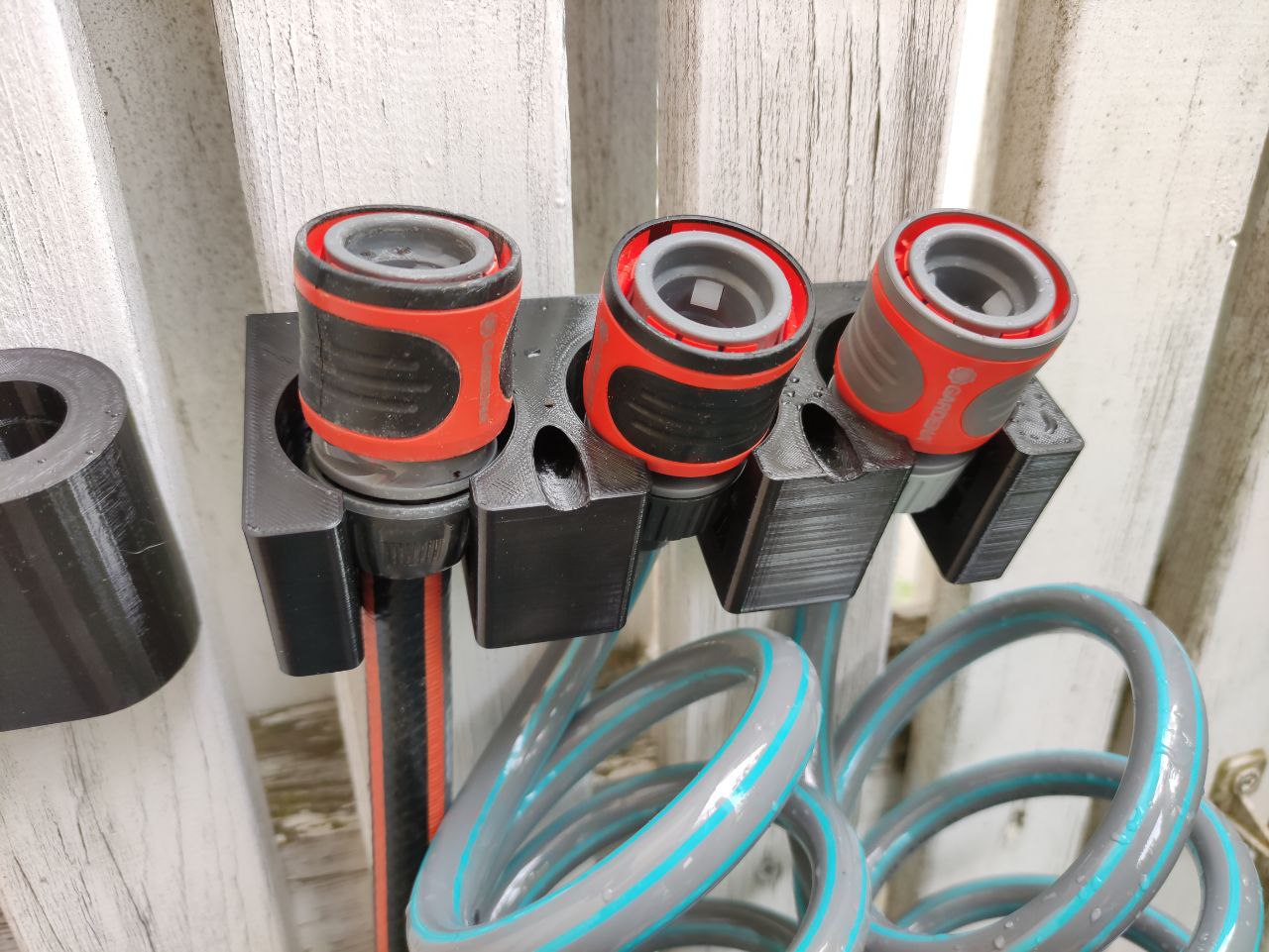 Hose holder triple/quad
