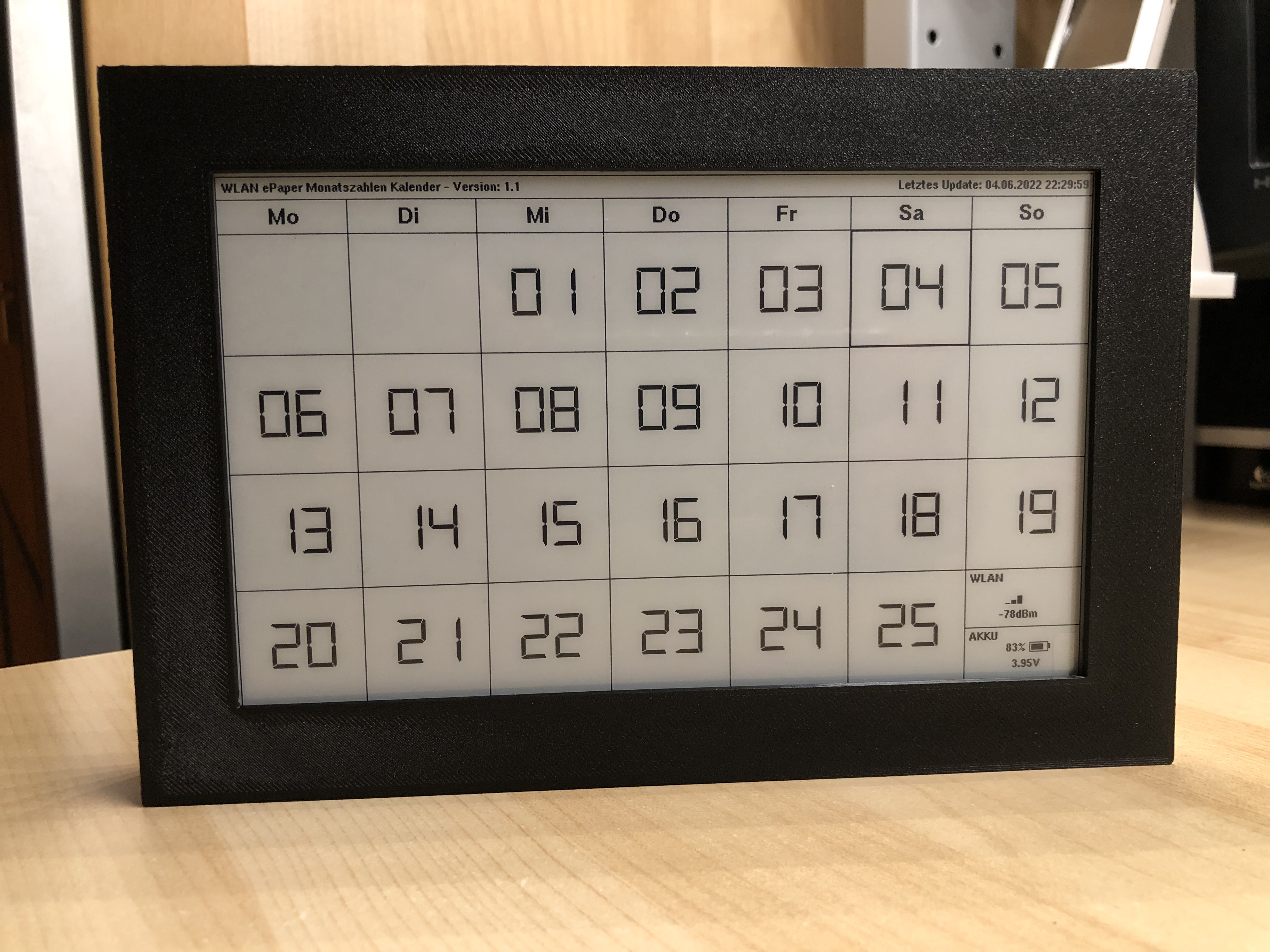 WaveShare 7.5" e-Paper case - symmetrical borders