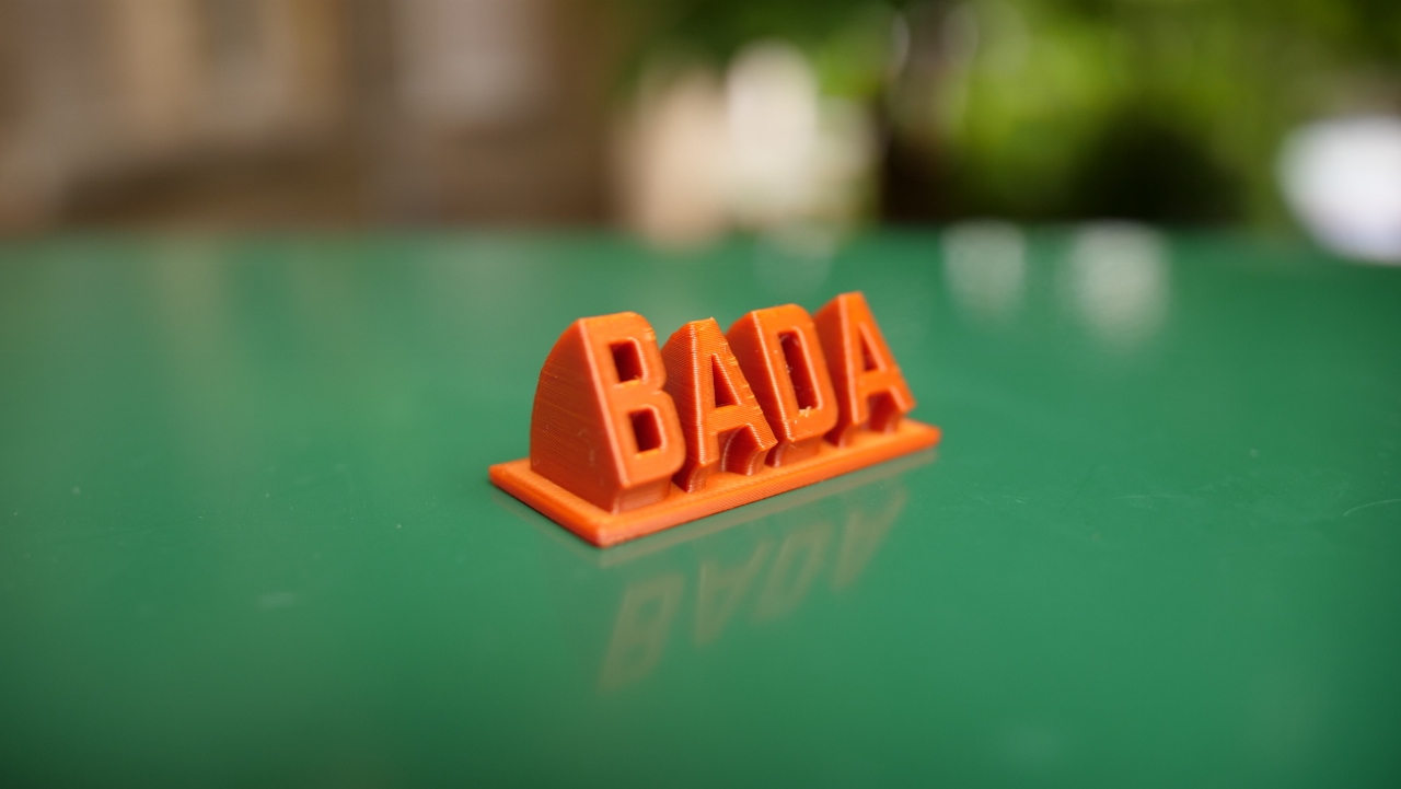 Miniatura 6 do modelo 3D Sweeping Name Tag