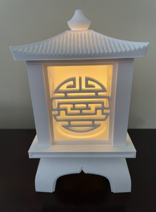 Japanese Garden Lantern with Swappable Panels