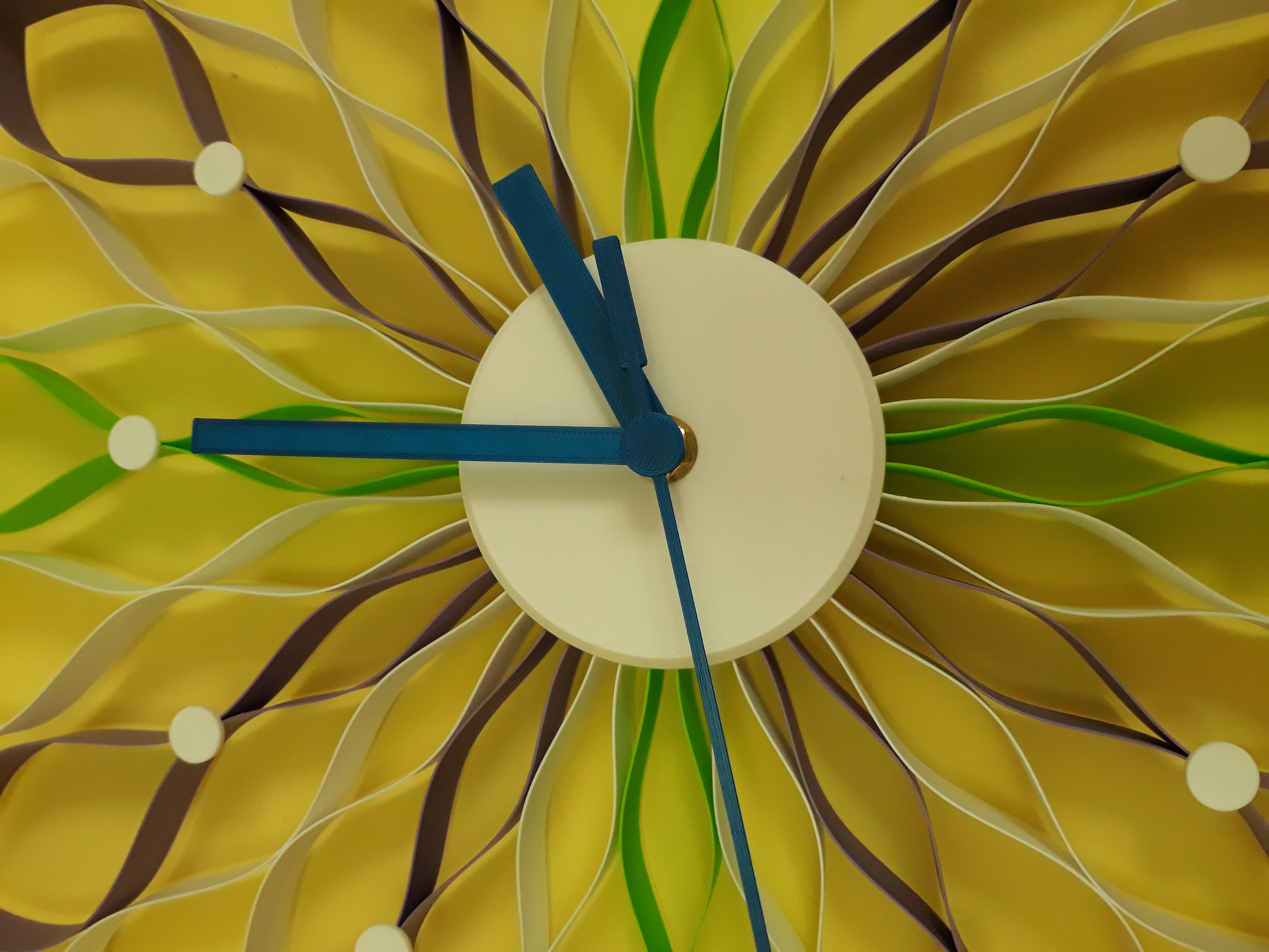 Miniatura 3 do modelo 3D Flower clock