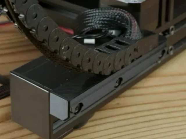 Cable Chain Bracket for use with my Neptune 2 Z-Axis Cable Management Cover