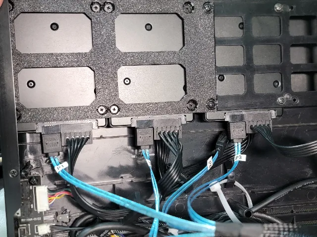Fractal Design Node 804 Additional 2.5" Front SSD Bracket Mounts