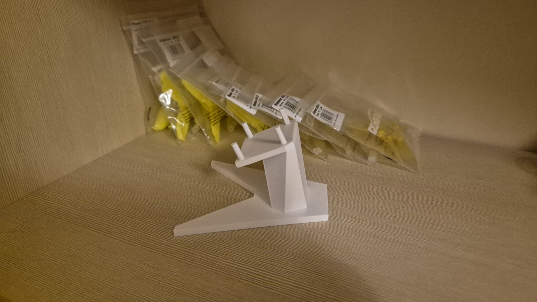 Miniatura 4 do modelo 3D 3,5'' Drone Stand