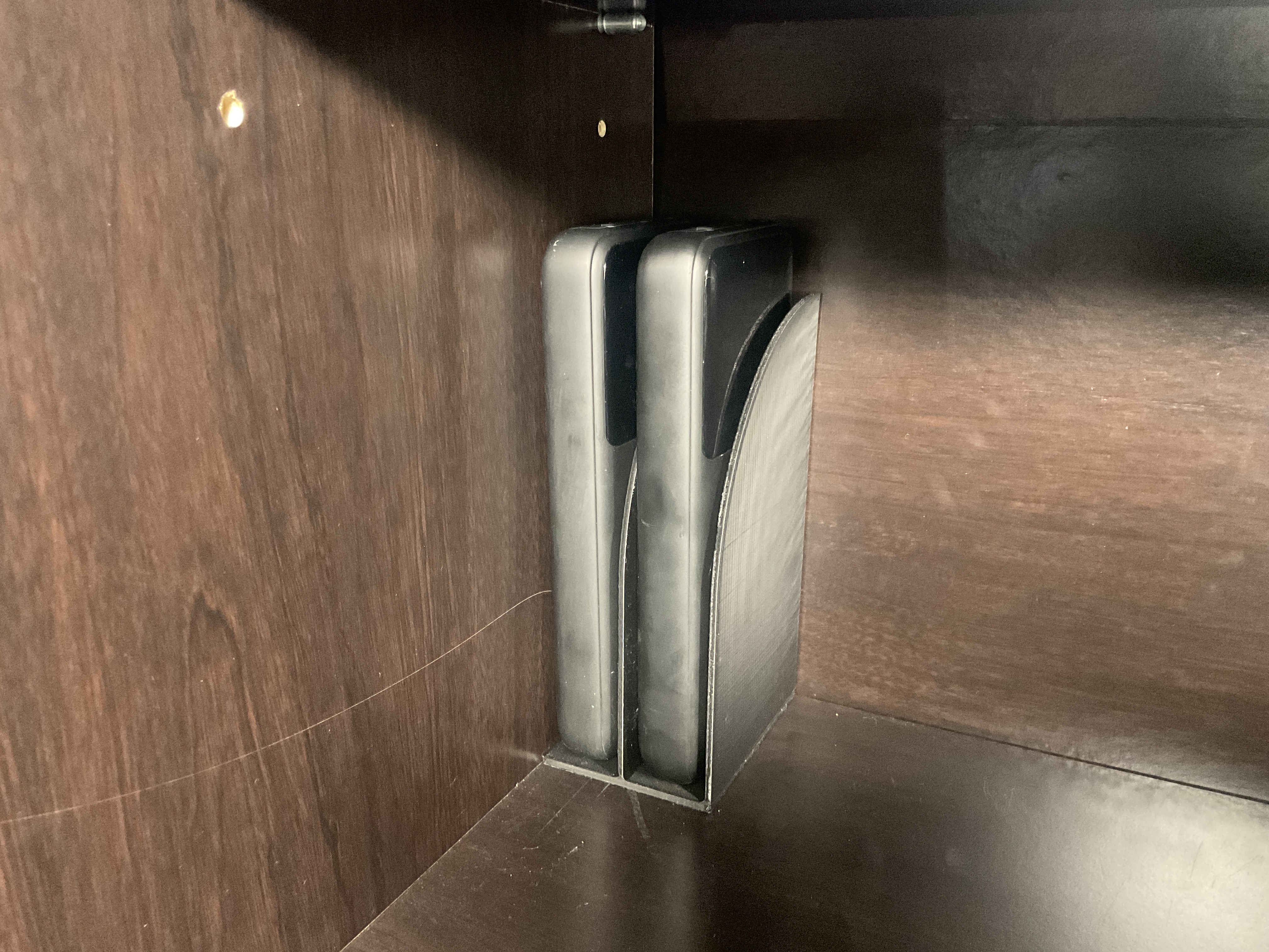 INIU Dual Battery Holder 27000mAh