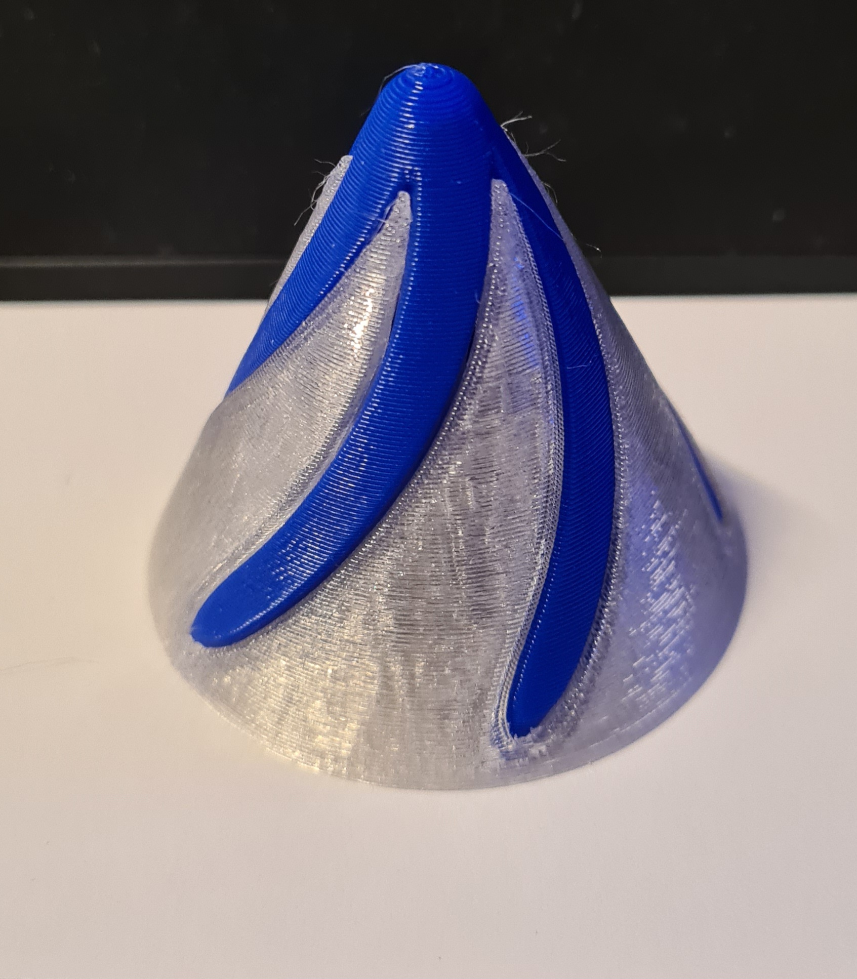 Spiral cone fidget toy -  Jouet anti-stress en forme de cône en spirale