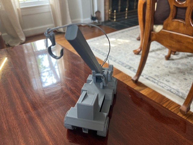 Toy Crane — thumbnail 3