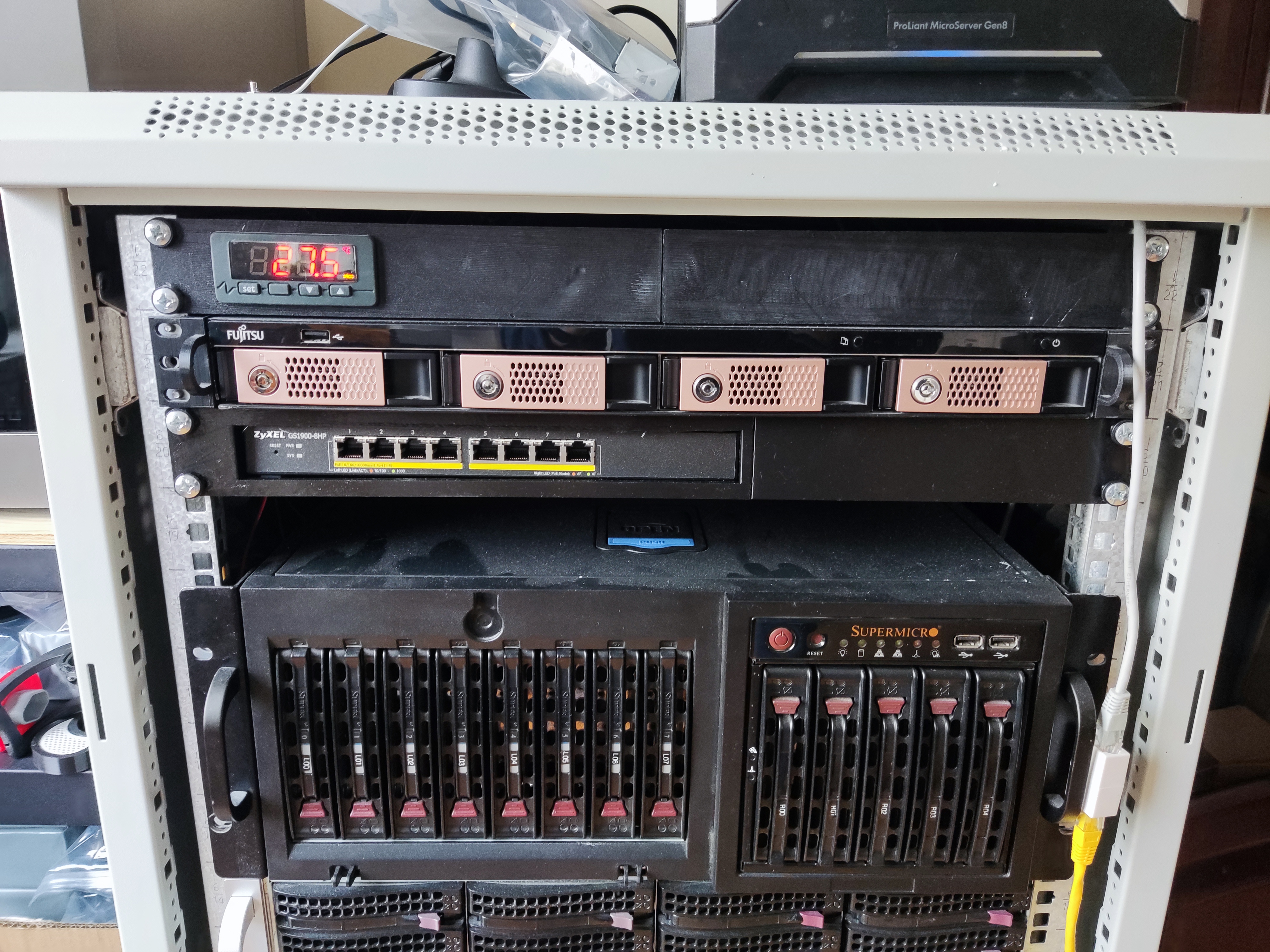 Zyxel GS1900-8(hp) 19" rack mount