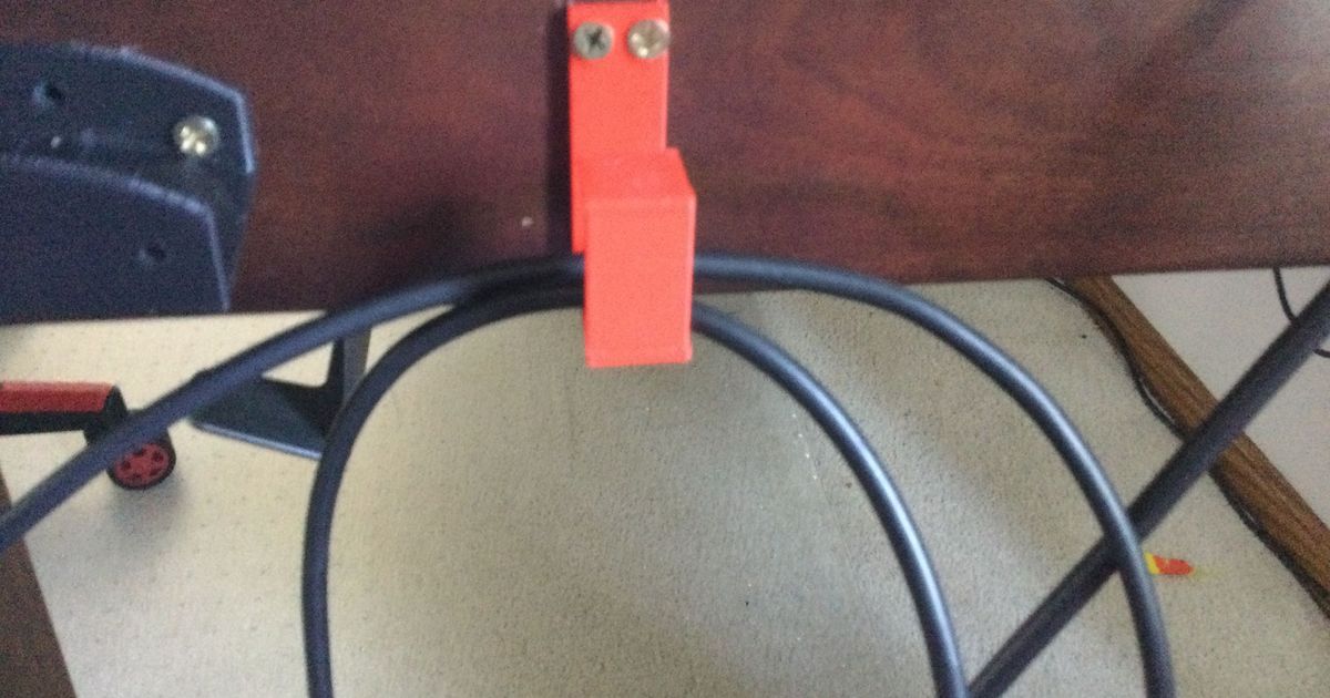 Basic Cable Holder by Evan D Download free STL model