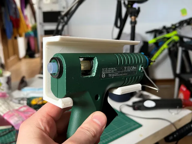 HotGlue Gun Holder (Bosch PKP 18 E)