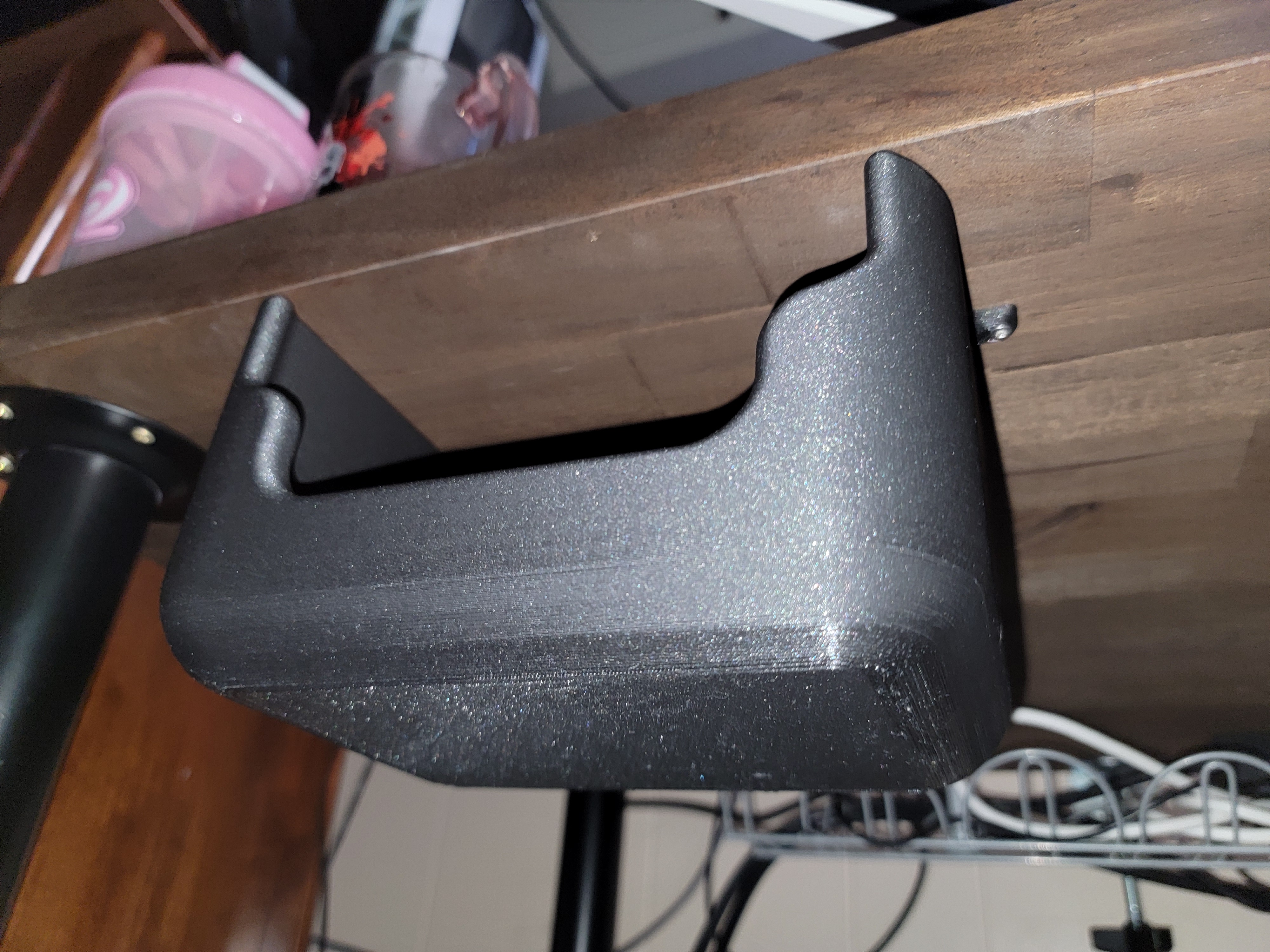 Miniatura 5 do modelo 3D Under Desk Storage Bin