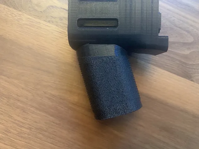 Angled Vertical Foregrip MLOK