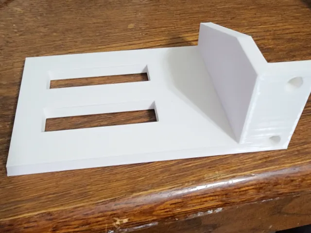 Small Simple 1U single side shelf