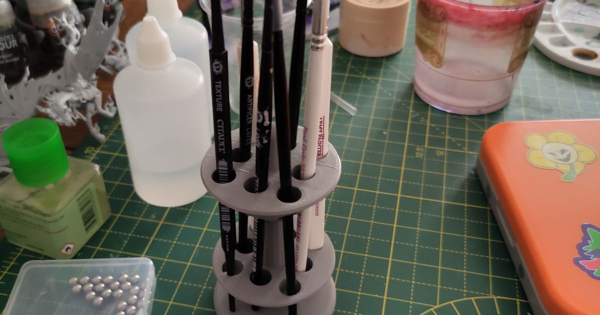Miniature Paint Brush Holder by The_Stream_Box Download free STL