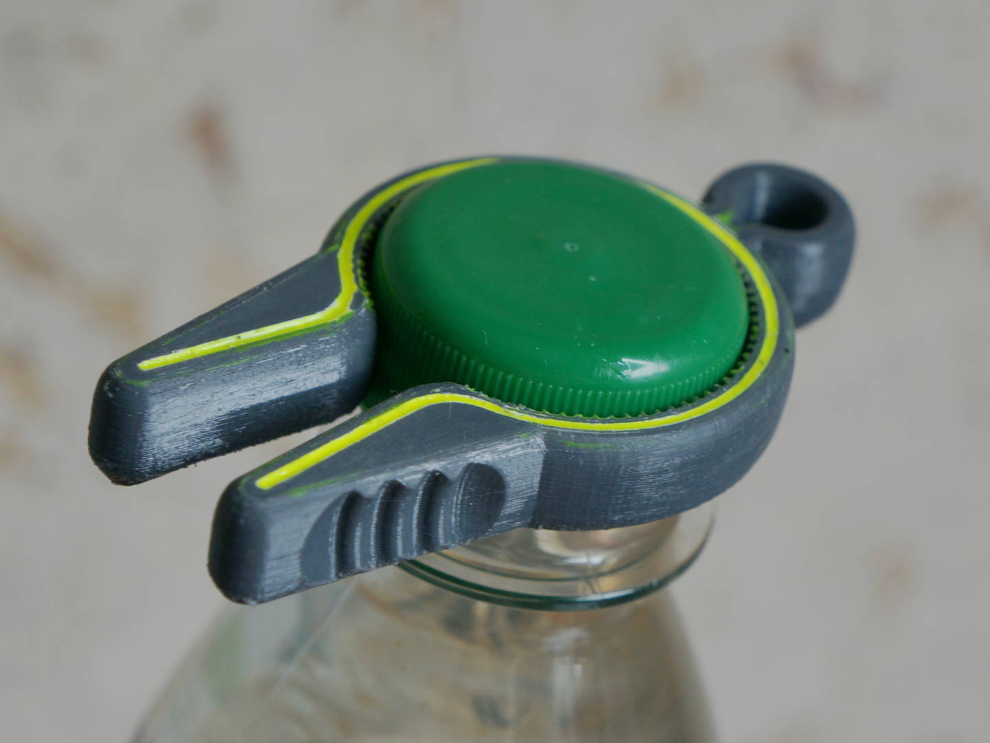 Cap Twister