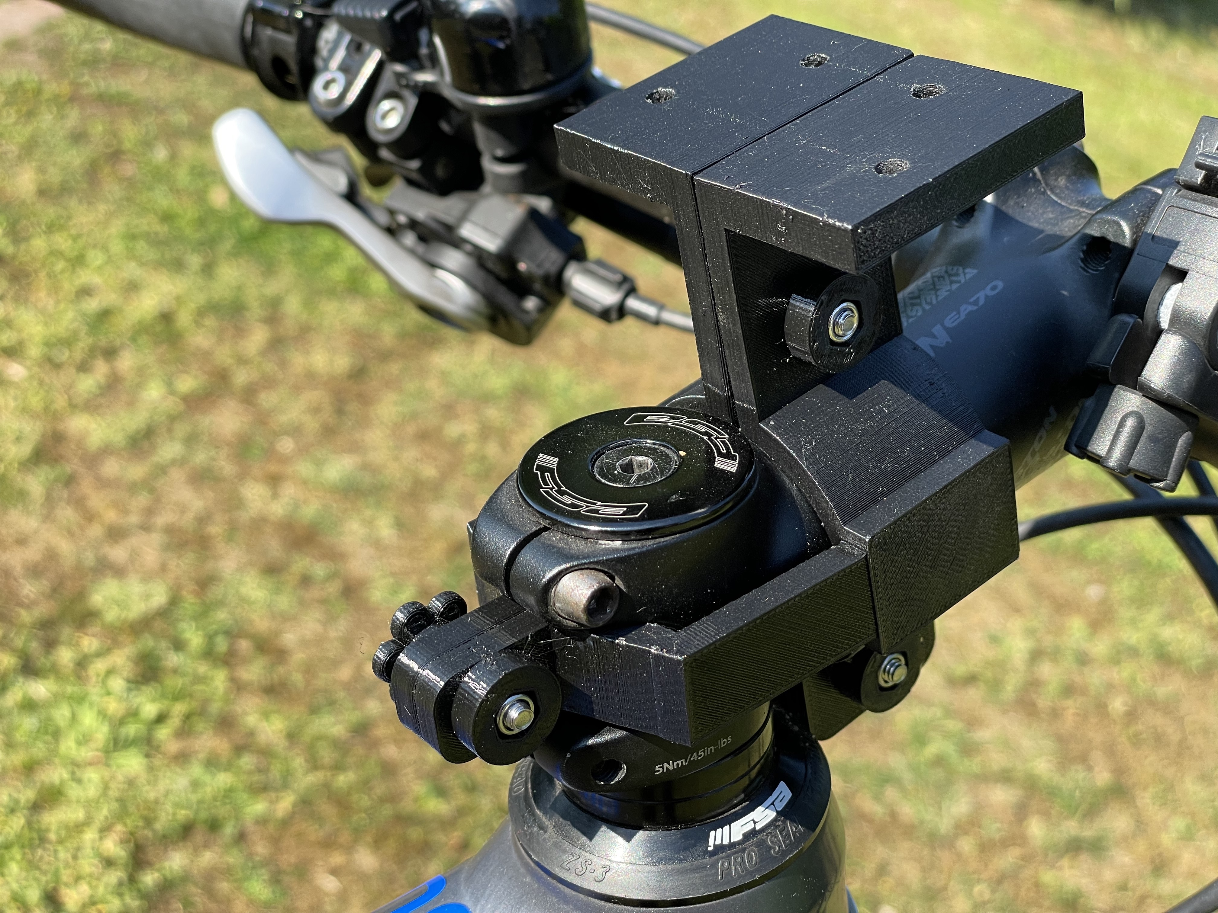 EASTON EA70 Mounting Plate (e.g. for drone remote controls)