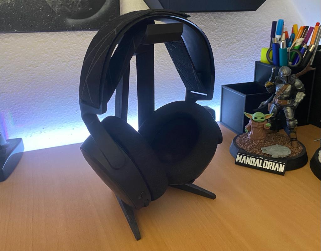 Futuristic Headphoneholder - Less support