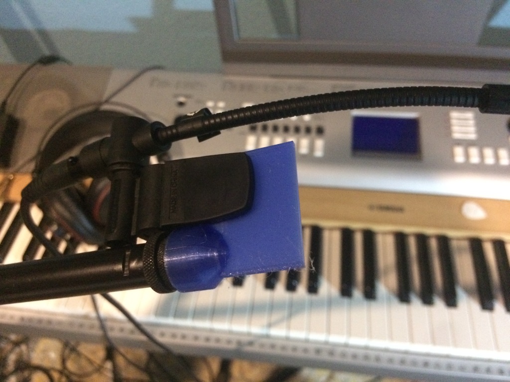 Clipon microphone stand adapter (AKG C 519 M / ML) by lpla Download