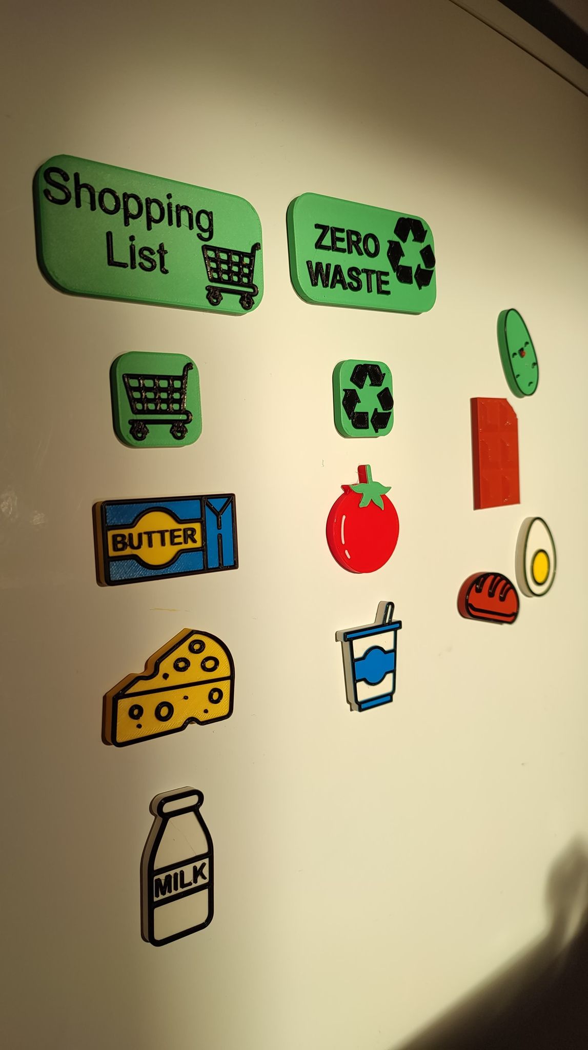 Shopping list and zero waste magnets for fridge